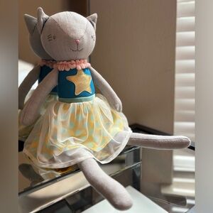 TARGET PILLOWFORT CAT KITTEN W/ GOLD STAR PLUSH STUFFED ANIMAL 19.5" X 4.75"